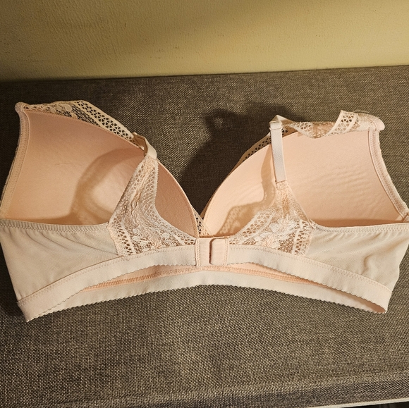 Adore Me Lace Bra - Picture 3 of 7